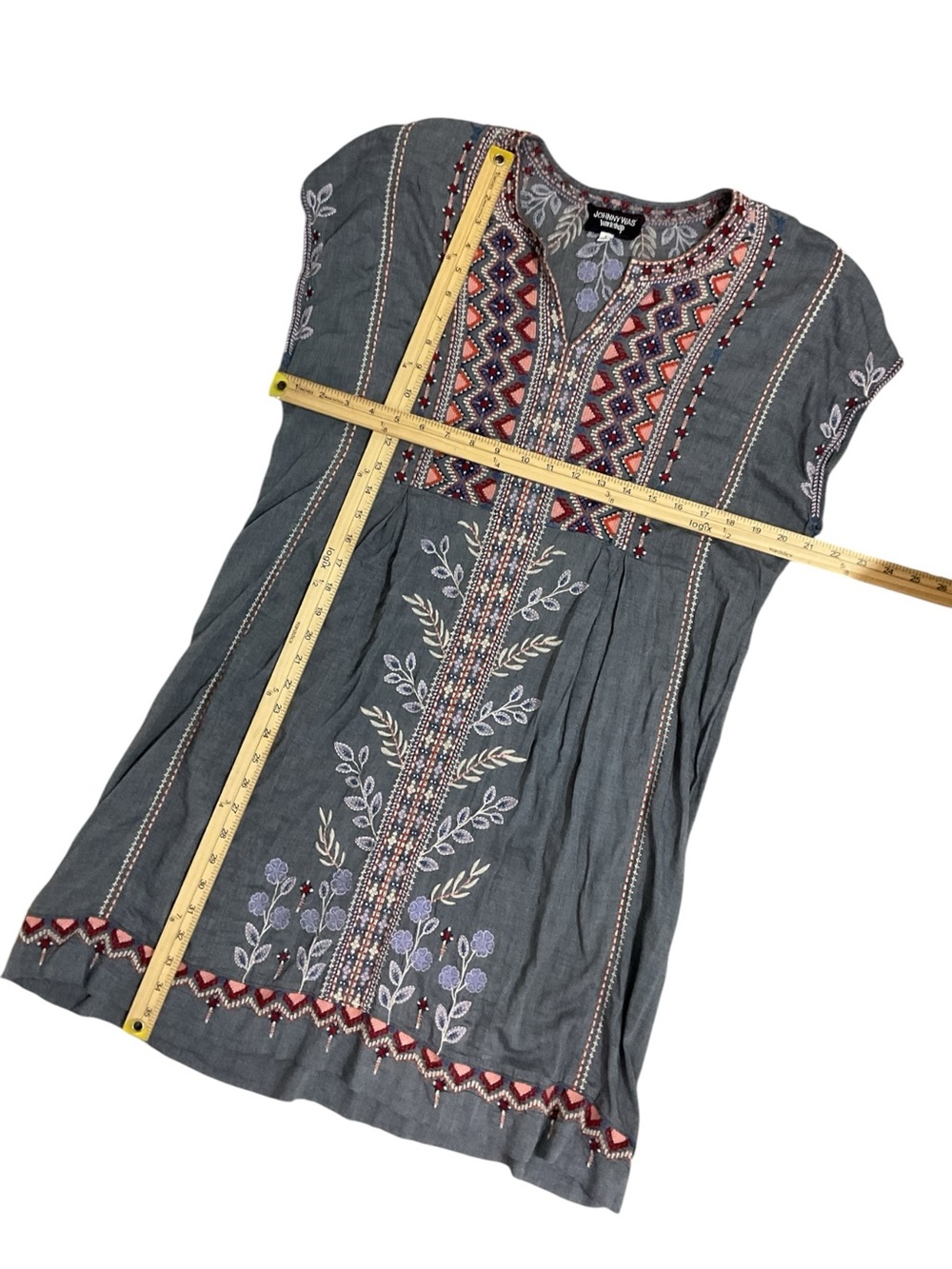 Johnny Was Workshop Embroidered Boho Tunic Dress Gray Floral Size L - Picture 5 of 8